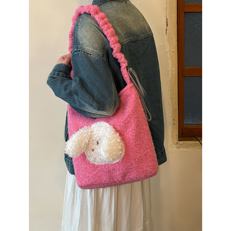日系褶皱可爱小狗毛绒包包新款小众百搭单肩斜挎包日常通勤水桶包,箱包皮具/热销女包/男包,通用款女包,淘宝优惠券,粉丝福利购,淘宝优惠卷