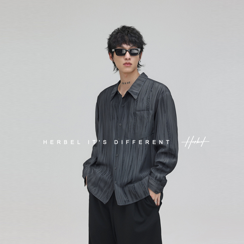 HERBEL/黑白翻领长袖衬衫