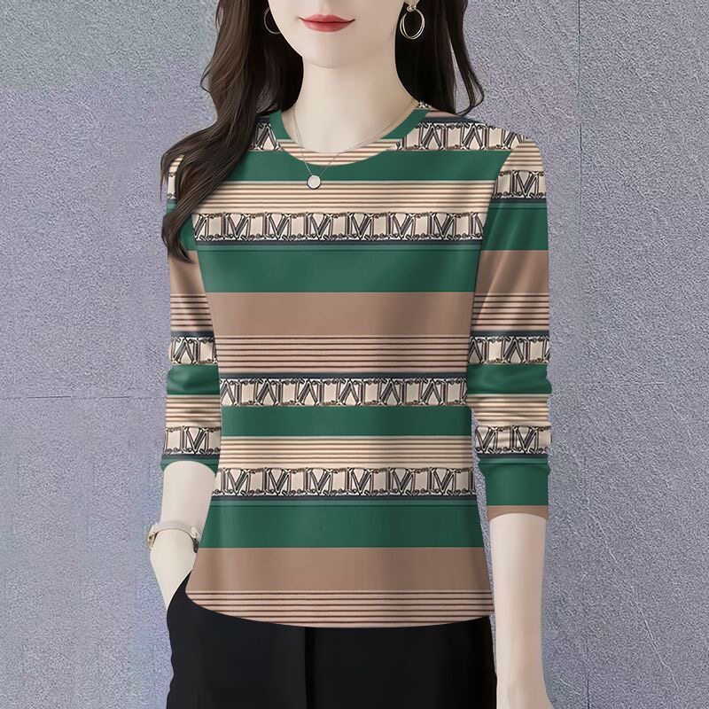 捡漏外贸复古条纹风圆领长袖打底衫女时尚妈妈装遮肚洋气减龄上衣