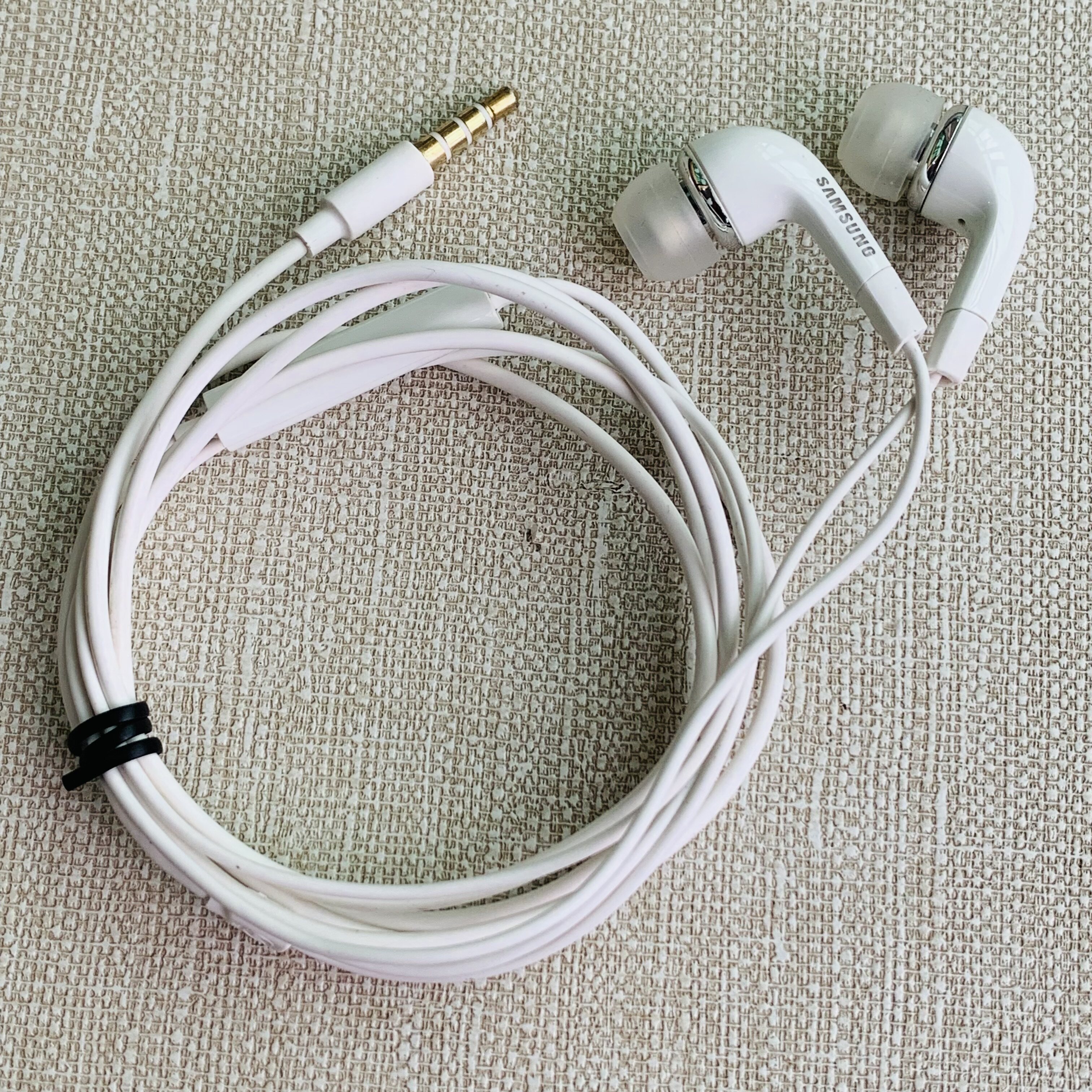 库存三星原装耳机s7/s8/s9/s10耳塞note8/9/带麦唱歌听歌音乐耳机