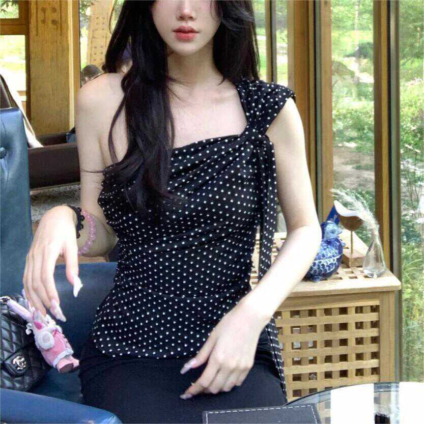 上衣女夏季修身黑色露肩