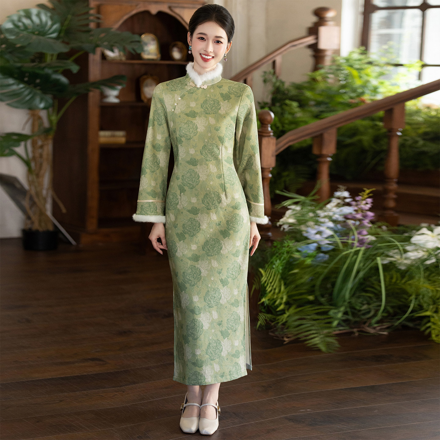 绿色改良旗袍2025新款秋冬复古女