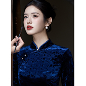 2025年秋冬新款 七分袖 女旗袍优雅复古金丝绒高端弹力新中式 年轻款