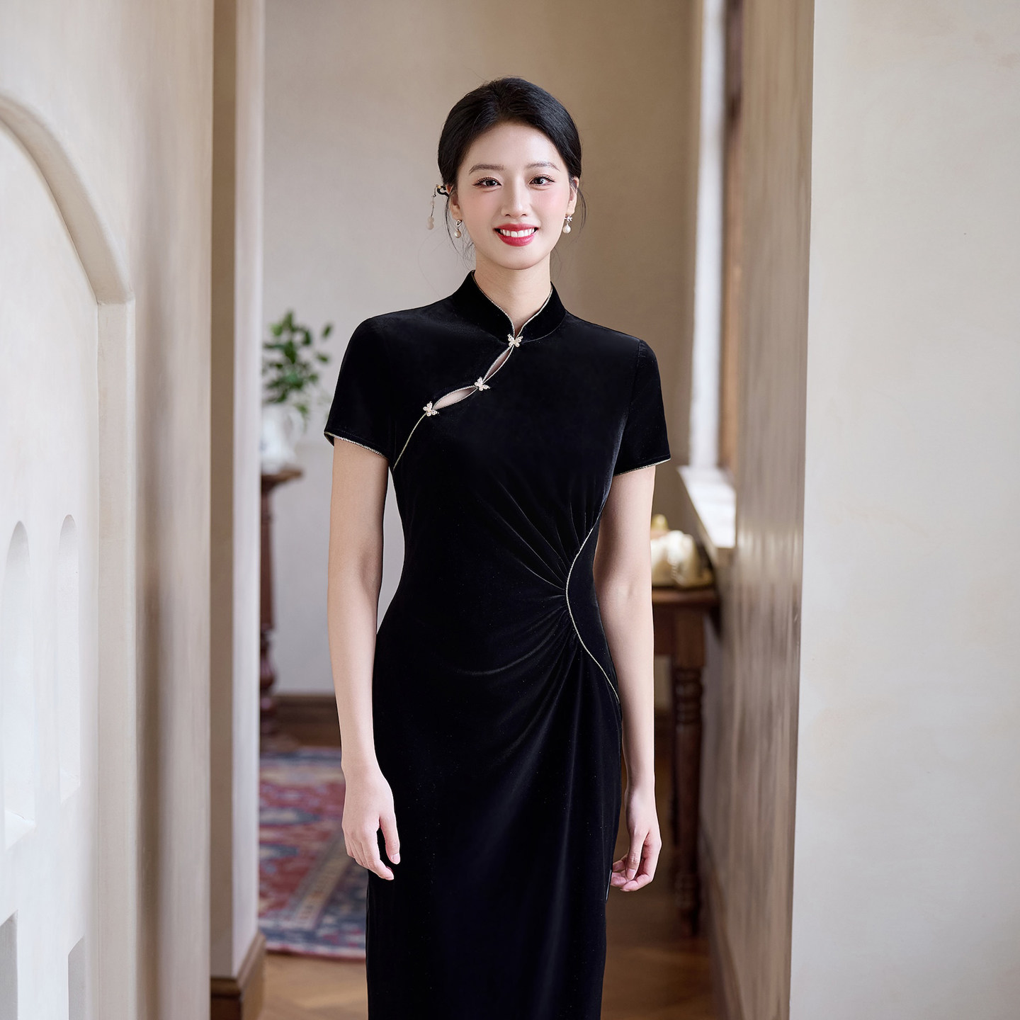 黑色改良丝绒旗袍2025新款高端