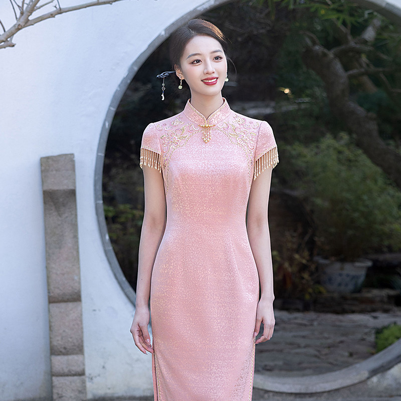 新中式订婚礼服旗袍夏季新款粉色