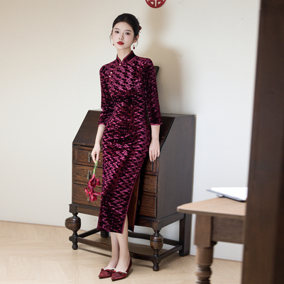 2025新款秋冬改良旗袍压花丝绒