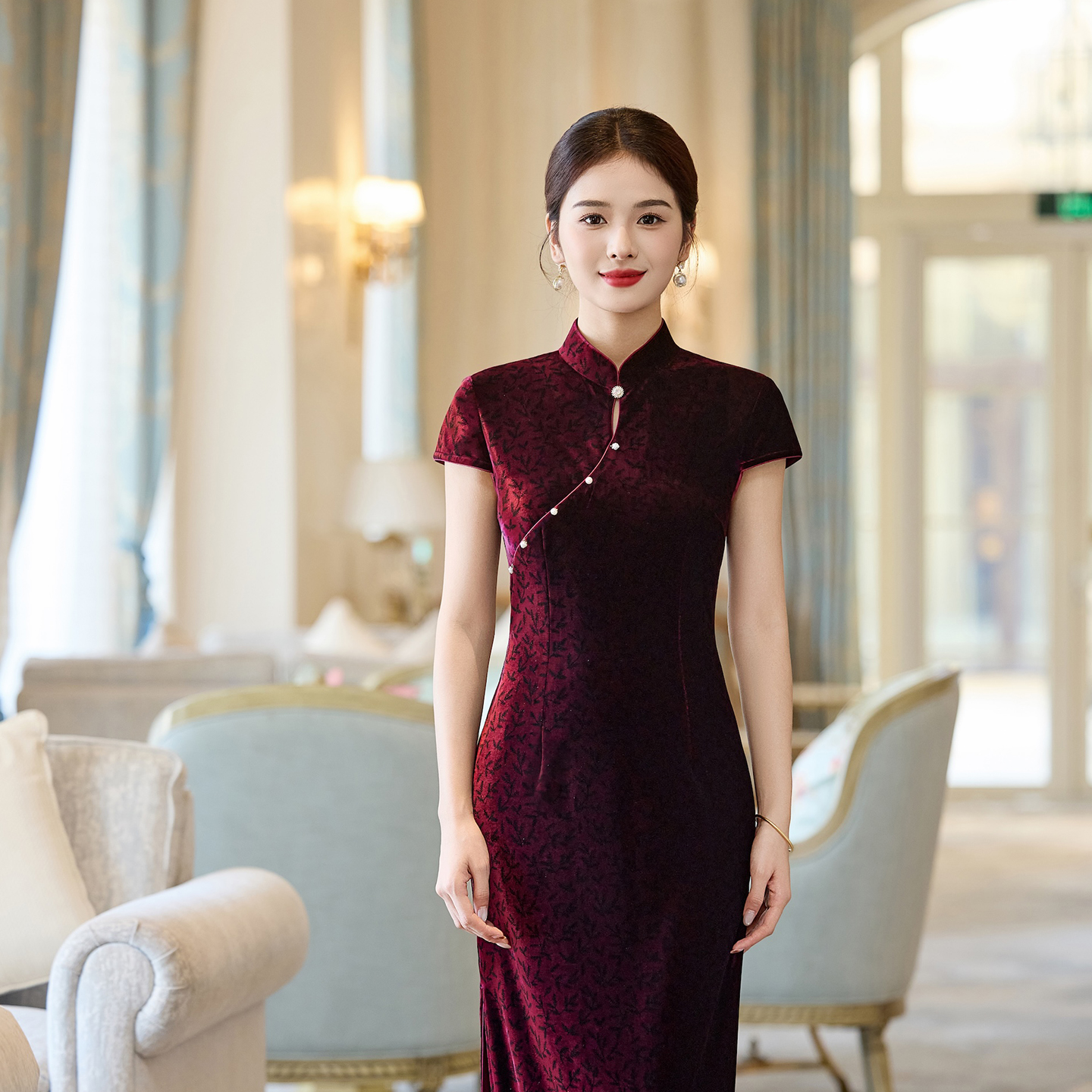 酒红色改良旗袍2025新款秋冬高级
