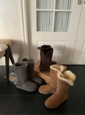 桑坡村2025新款女冬季经典款v口中筒慵懒百搭皮毛一体雪地靴