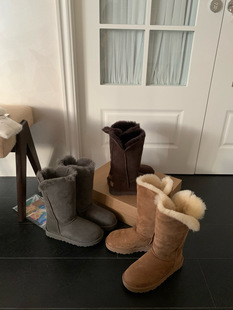 桑坡村2025新款女冬季经典款v口中筒慵懒百搭皮毛一体雪地靴