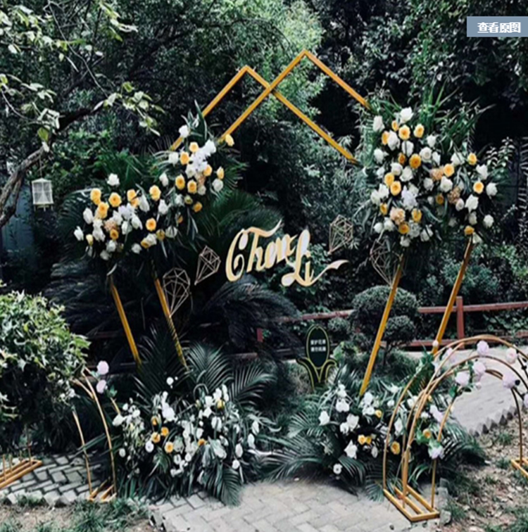 新款婚庆道具五边形架子异形拱门架子婚庆装饰场景布置森林系拱门