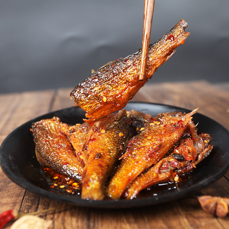 下饭菜香辣东江鱼烟熏火焙鱼零食小吃瓶装小鱼仔湖南特产小鱼干
