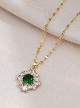 钛钢项链女 直播祖母绿四叶花18K金满钻微镶梯方锆石闪耀锁骨链