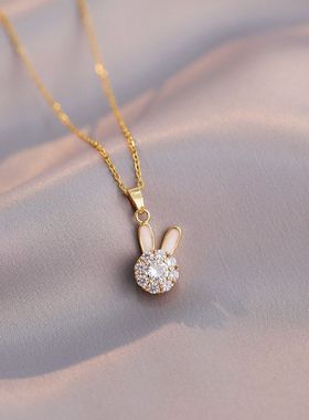 项链女 日韩风跨境时尚旋转兔子锆石饰品小众设计锁骨链钛钢项链