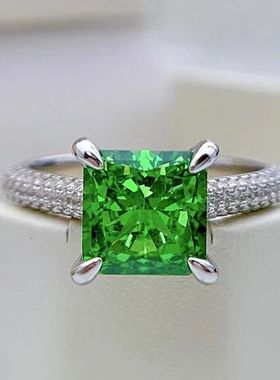 辉之翼新款2023上新经典绿色8*8高碳钻戒指手镶简约女戒925银指环
