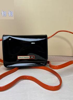 3ce黑色漆皮斜背包单肩包 黑橙撞色 有肩带皮质小包包