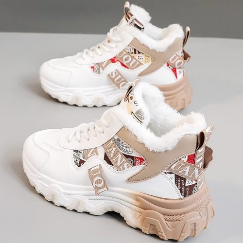 冬季高帮加绒加厚防滑雪地靴女