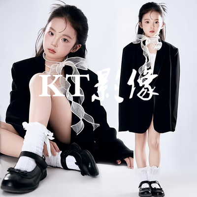 女童黑长西装主题造型摩登好猫步