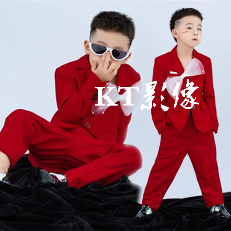 男童韩版马卡龙红色西装主题走秀