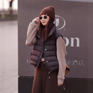 爆款流行立领白鸭绒马甲女装秋冬韩系时尚休闲保暖羽绒服无袖外套