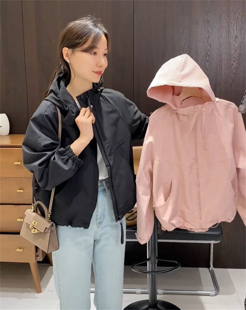 短款连帽薄款防晒衣外套女冲锋衣