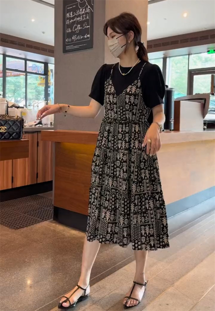 爆款时尚拼接假两件碎花连衣裙女2025夏季新款收腰显瘦中长吊带裙