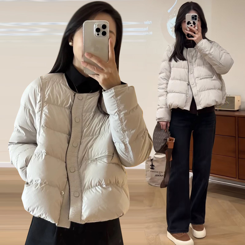 时尚设计感撞色圆领短款羽绒服