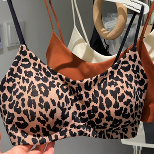 027舒适无痕性感豹纹内衣女士小胸聚拢收副乳细肩带抹胸吊带胸罩