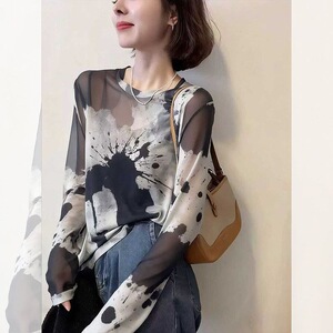 高级松弛慵懒风晕染印花长袖微透冰凉网纱T恤女宽松防晒罩衫上衣