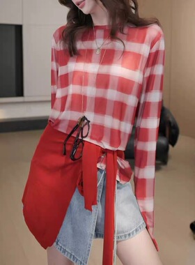 多巴胺红色格子微透网纱长袖t恤女士夏季2026新款防晒衣罩衫上衣