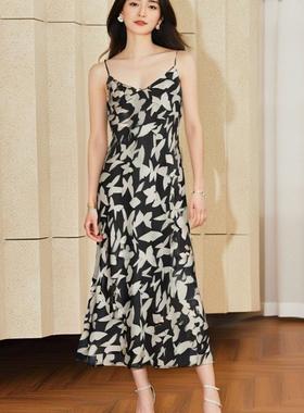 可路莎专柜242528夏款吊带裙气质度假风复古印花轻熟长款连衣裙
