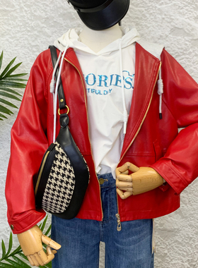 可路莎皮衣短外套女春秋新款气质PU休闲连帽拼接上衣C201004