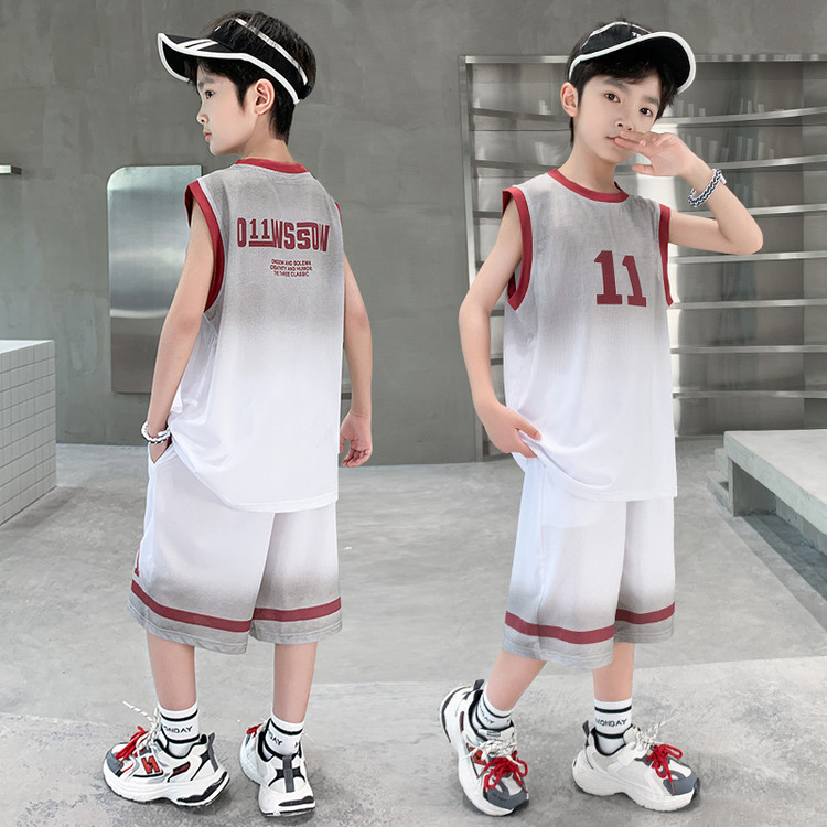 夏天男孩2025年新品篮球服套装夏季运动速干无袖11号球衣中大男童