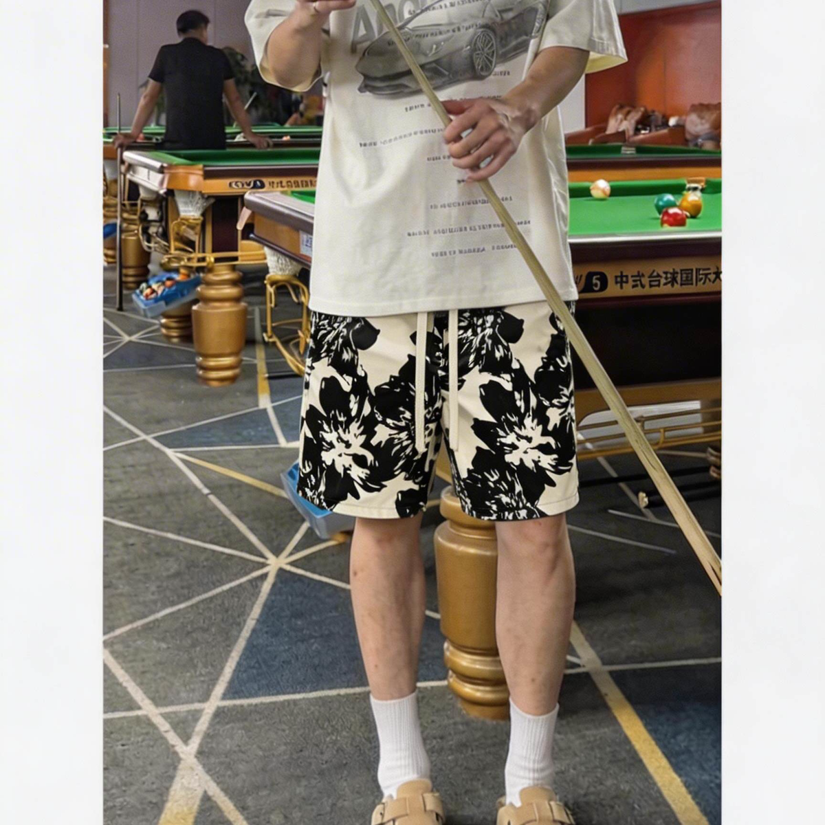 男女同款水墨牡丹短裤夏季薄款宽松直筒抽绳五分裤潮牌运动沙滩裤