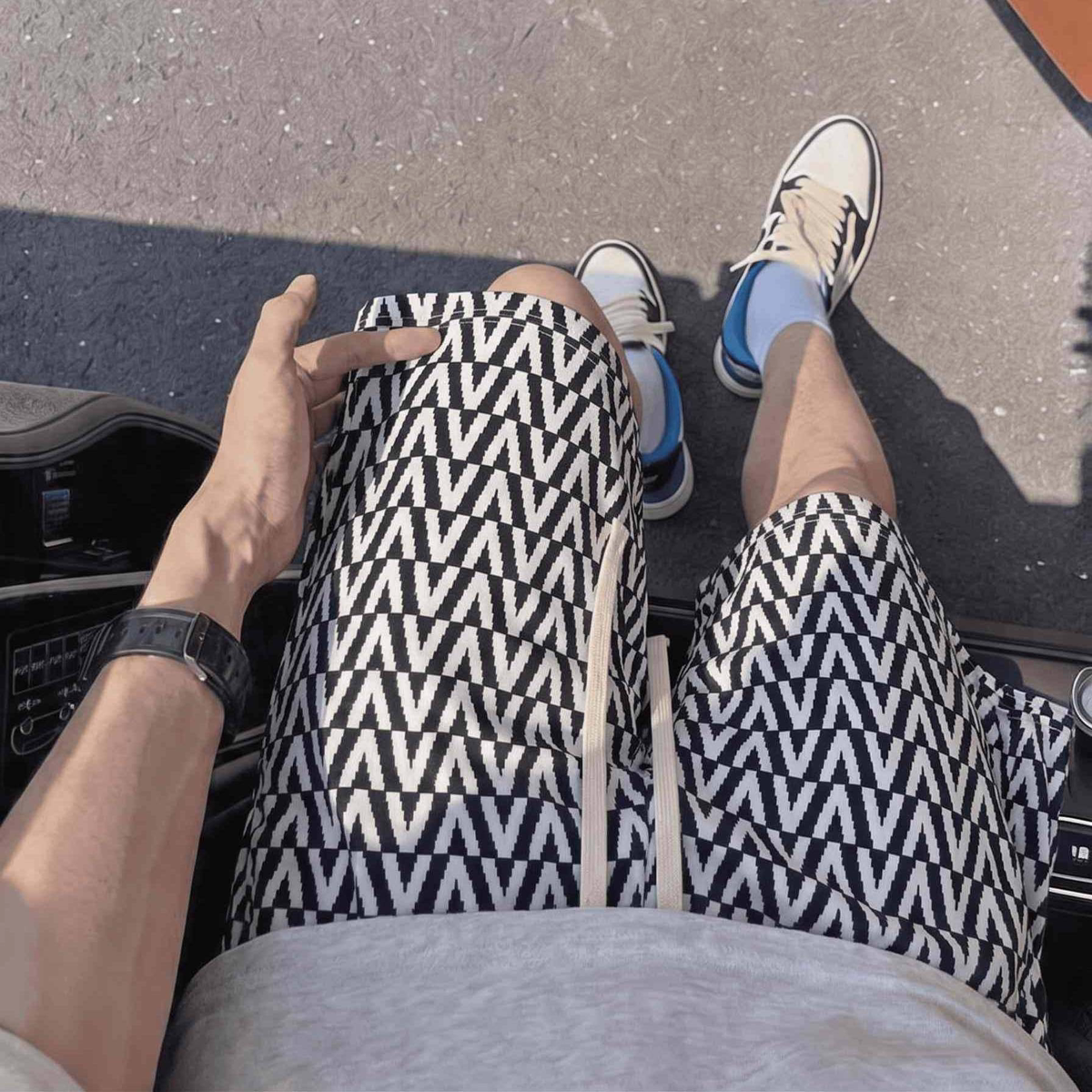 简约高街字母满印短裤简易抽绳设计男女同款潮流外穿度假五分裤