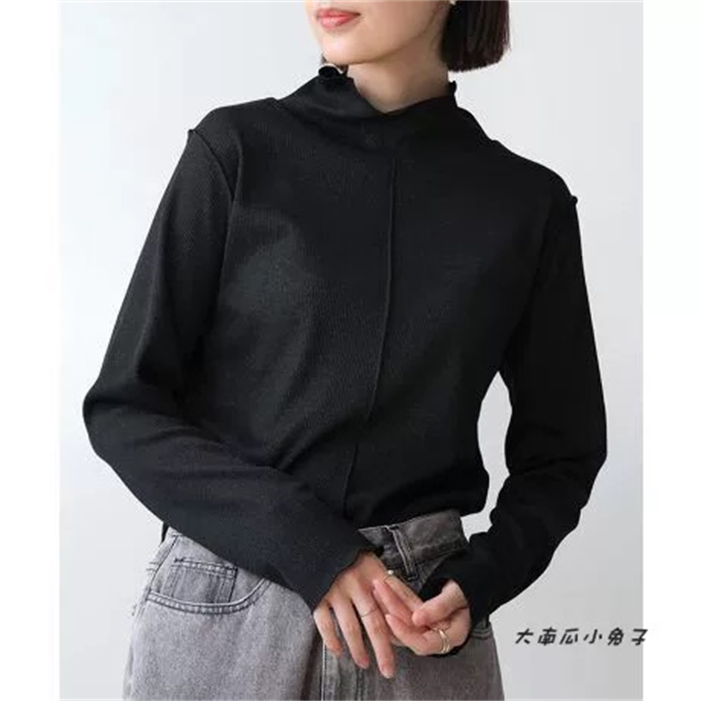 日系 女款花边 明细设计 半高领春秋打底衫