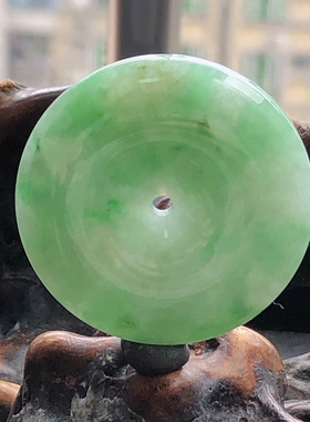 自然光实物拍/缅甸天然翡翠A货飘绿平安扣吊坠挂件18.33g老坑