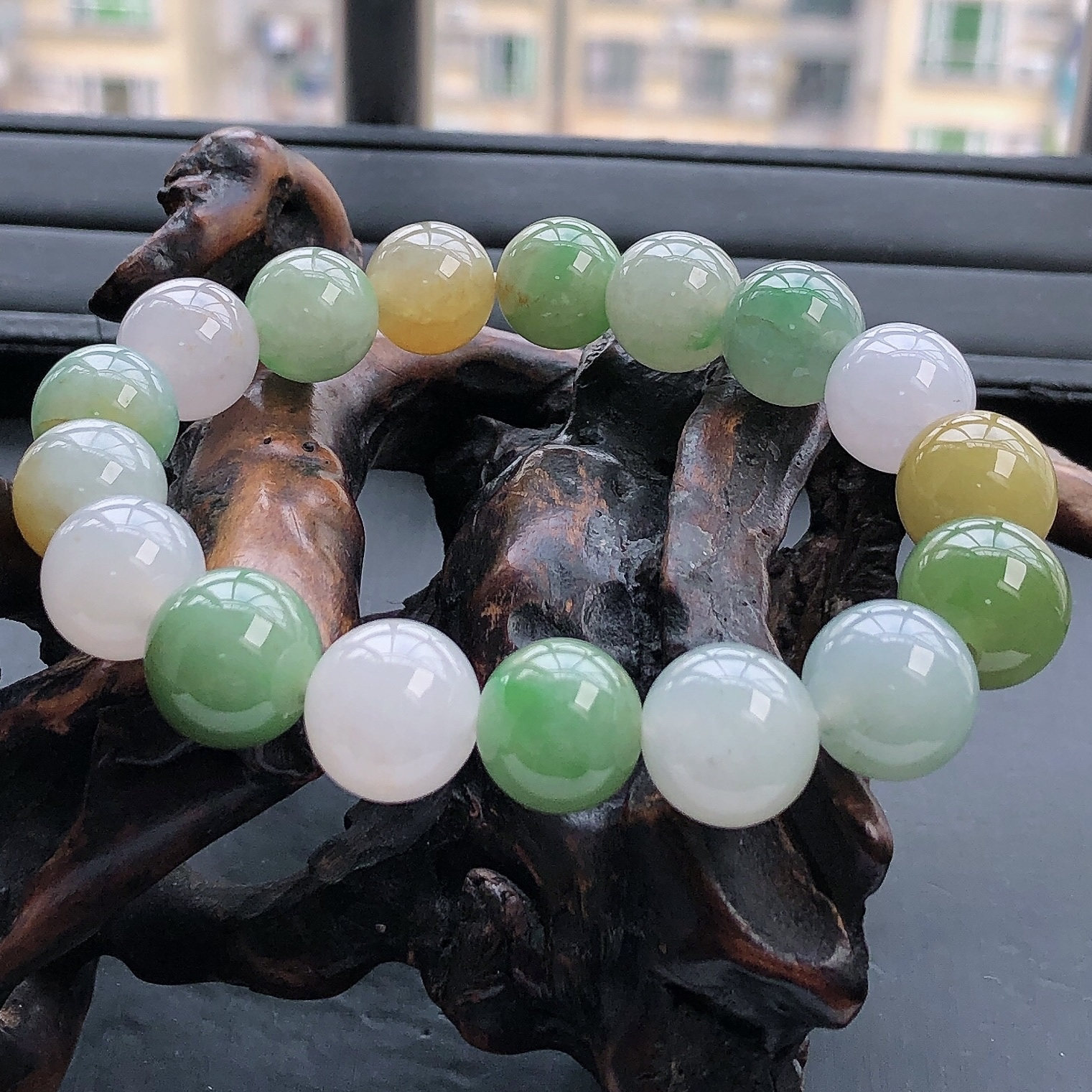 缅甸天然翡翠A货三彩圆珠手链