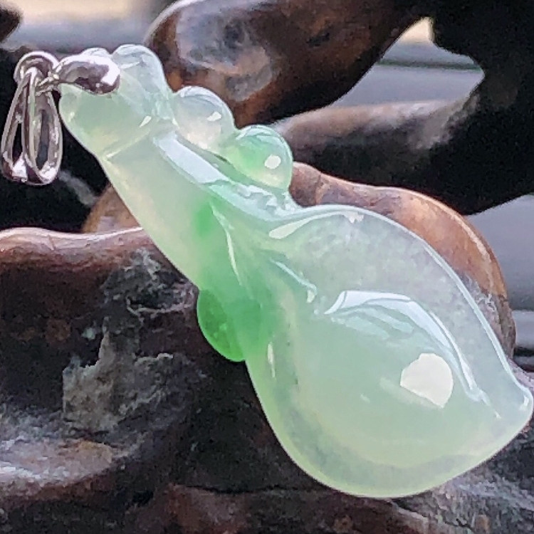 缅甸天然翡翠A货富贵花镶18k金头