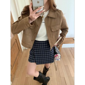 卡其色老钱风麂皮绒工装夹克女