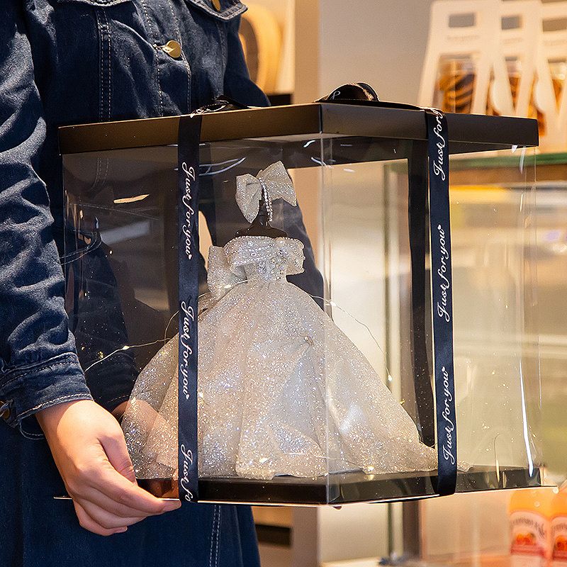 迷你婚纱模型摆件生日礼物女闺蜜送女朋友礼盒小众高级18岁成人礼