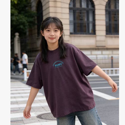 XW 666728 弧度小字母短袖T恤