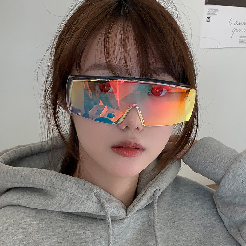 骑行徒步登山防护眼镜男防风沙炫彩墨镜一体式防紫外线遮阳太阳镜