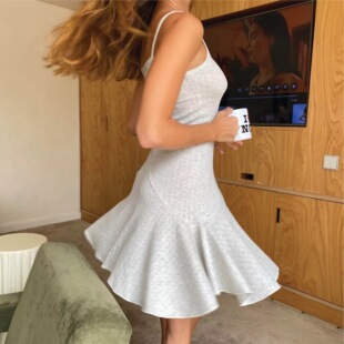 内搭吊带裙 吊带大裙摆修身 泰国潮牌 imnotamorningperson薄款