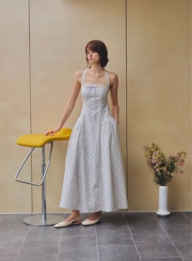 泰国潮牌 pleased复古碎花背后绑带法式优雅围裙吊带连衣裙