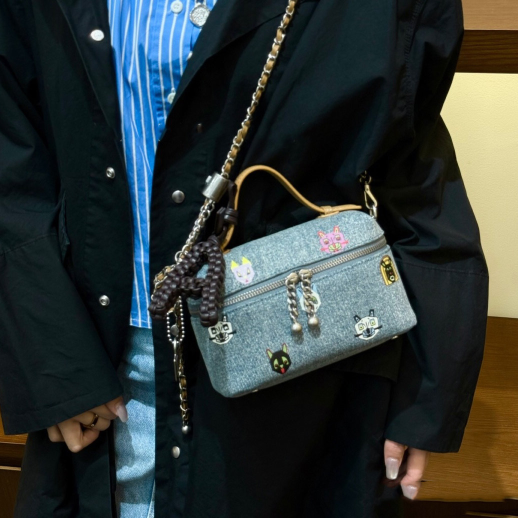 卡通风复古牛仔包盒子包女2026新款小众链条斜挎包轻奢百搭单肩包