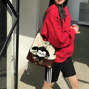 卡通公仔水桶包高级感单肩斜挎包 大容量帆布米奇托特包女2025新款