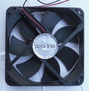 12厘米散热风扇 电脑散热风扇 移动电瓶散热风扇 12V风扇 台湾
