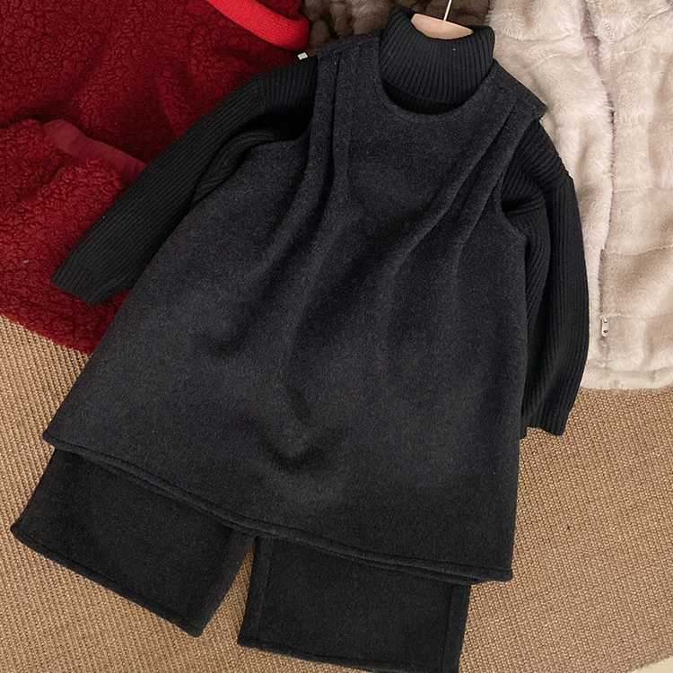 女童秋冬装2026新款加厚毛呢背心裙百搭加绒休闲裤洋气潮流三件套