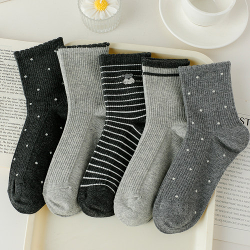 春秋灰色袜子女中筒袜棉袜可爱