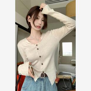 设计感洋气不规则分叉上衣 女秋小众百搭修身 温柔风V领长袖 针织衫
